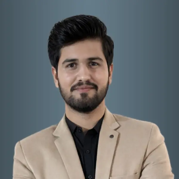 Usman Asad CMO at Roofing Rank